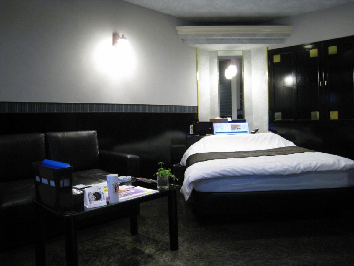 Love hotel Valentine (adults Only) Tottori